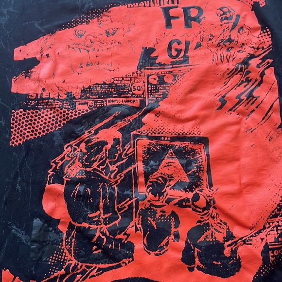 Crown Grade Gothic Horror Streetwear Graphic Tee sz L black red Illuminati Metal - Picture 3 of 8